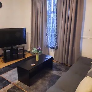 47r Place Dagenham