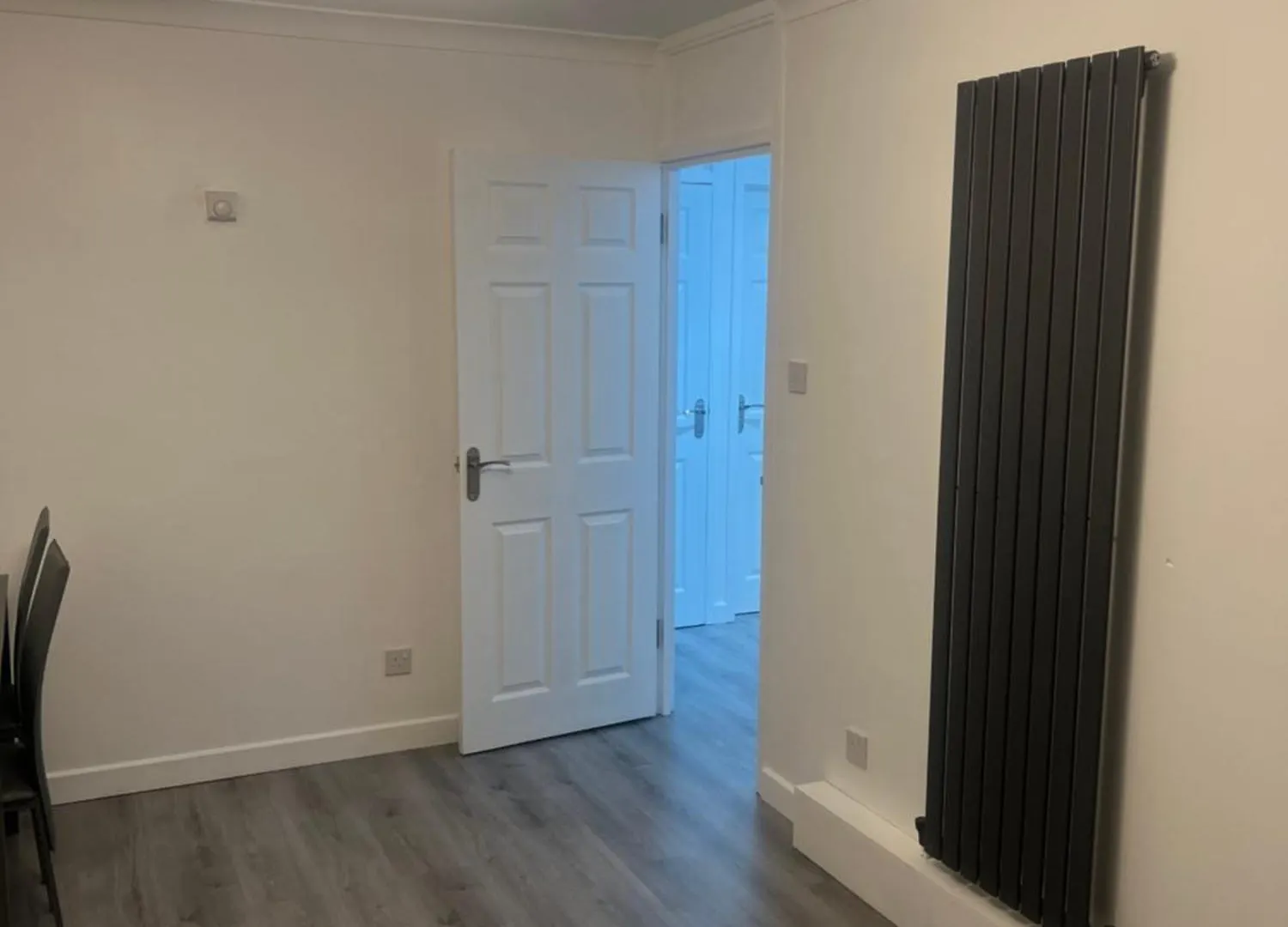 Jay3 Suites - Modern, Spacious & Charming One Bedroom Apartment In Dagenham