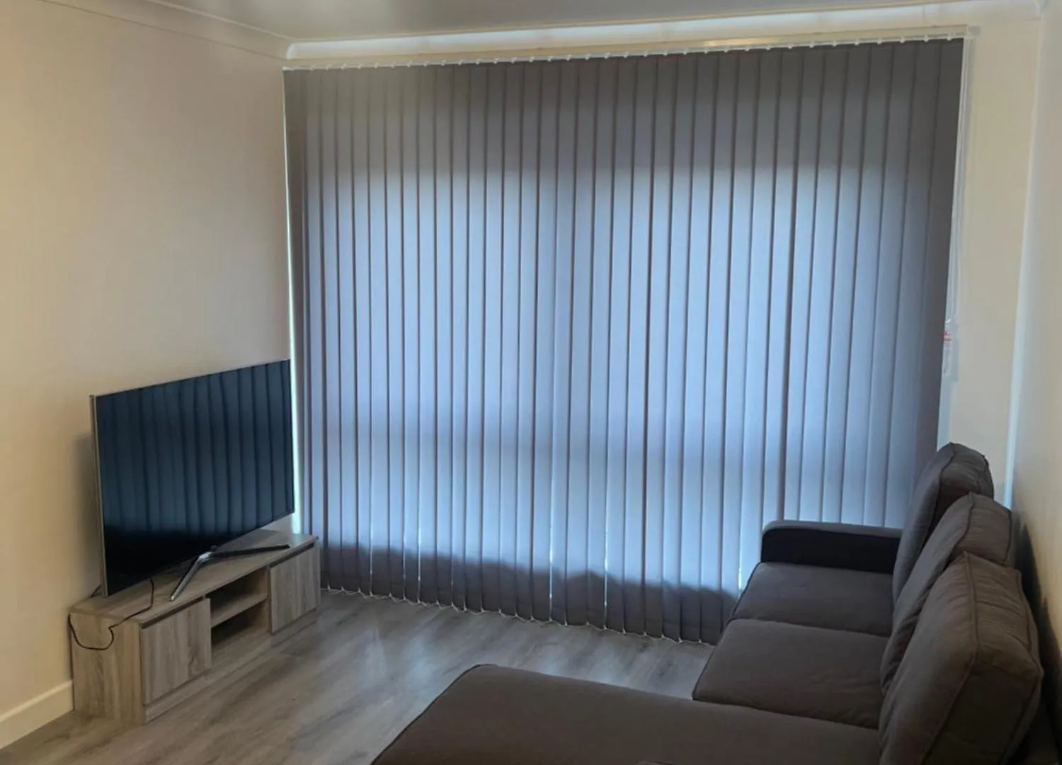 Jay3 Suites - Modern, Spacious & Charming One Bedroom Apartment In Dagenham